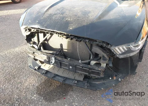 2016 Ford Mustang Ecoboost z USA, uszkodzony, nr VIN 1FA6P8TH7G5220695